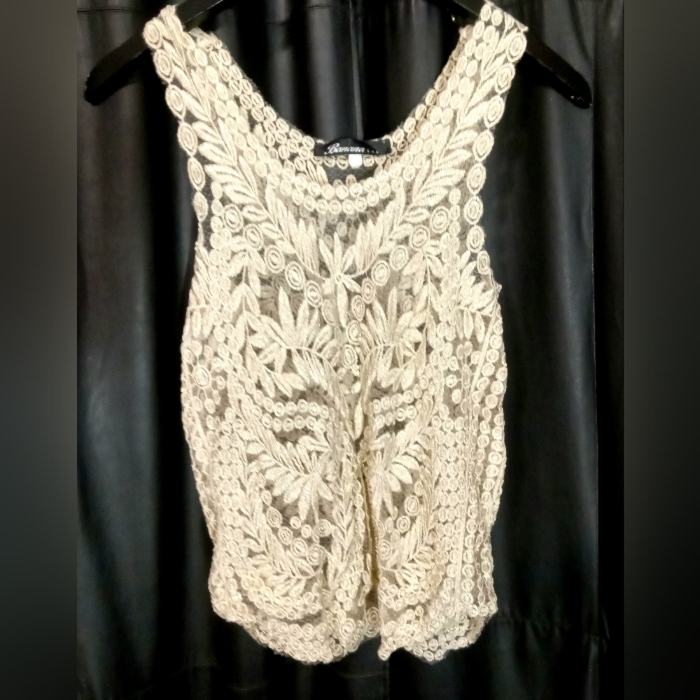 VTG White and gold see through lace top Medium